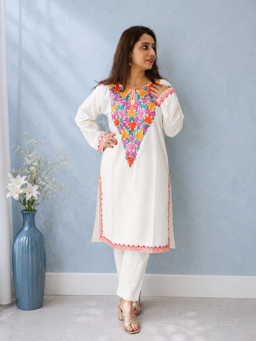 Aari Work Long Kurti in White with Floral Motif Embroidery