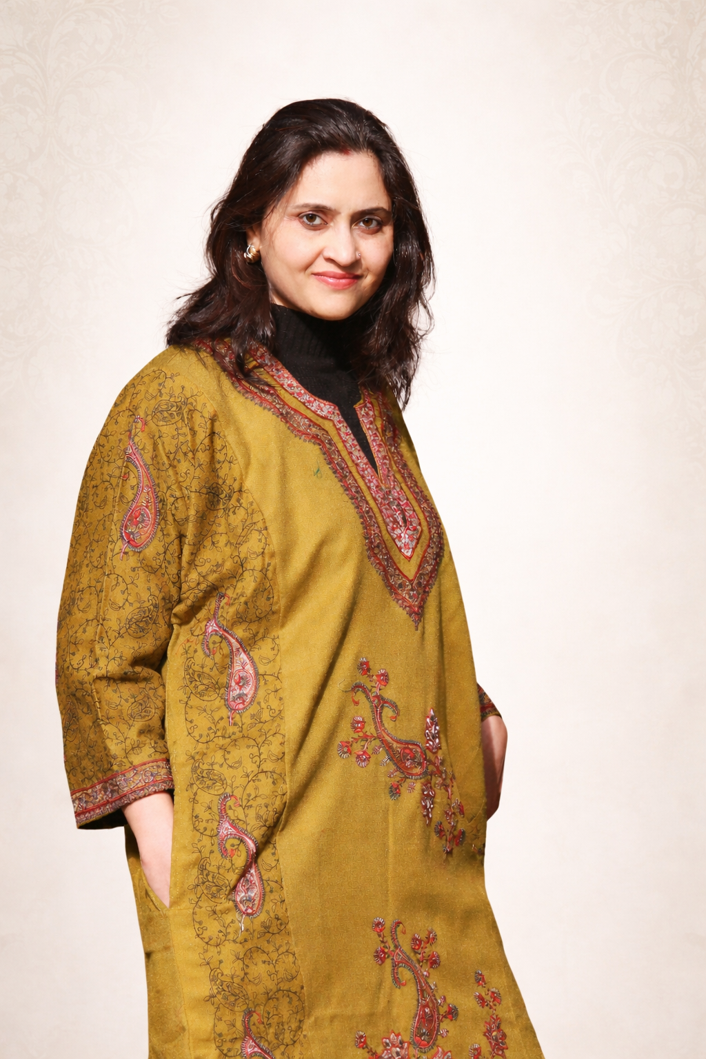 Mustard Kashmiri Sozni Embroidered Phiran