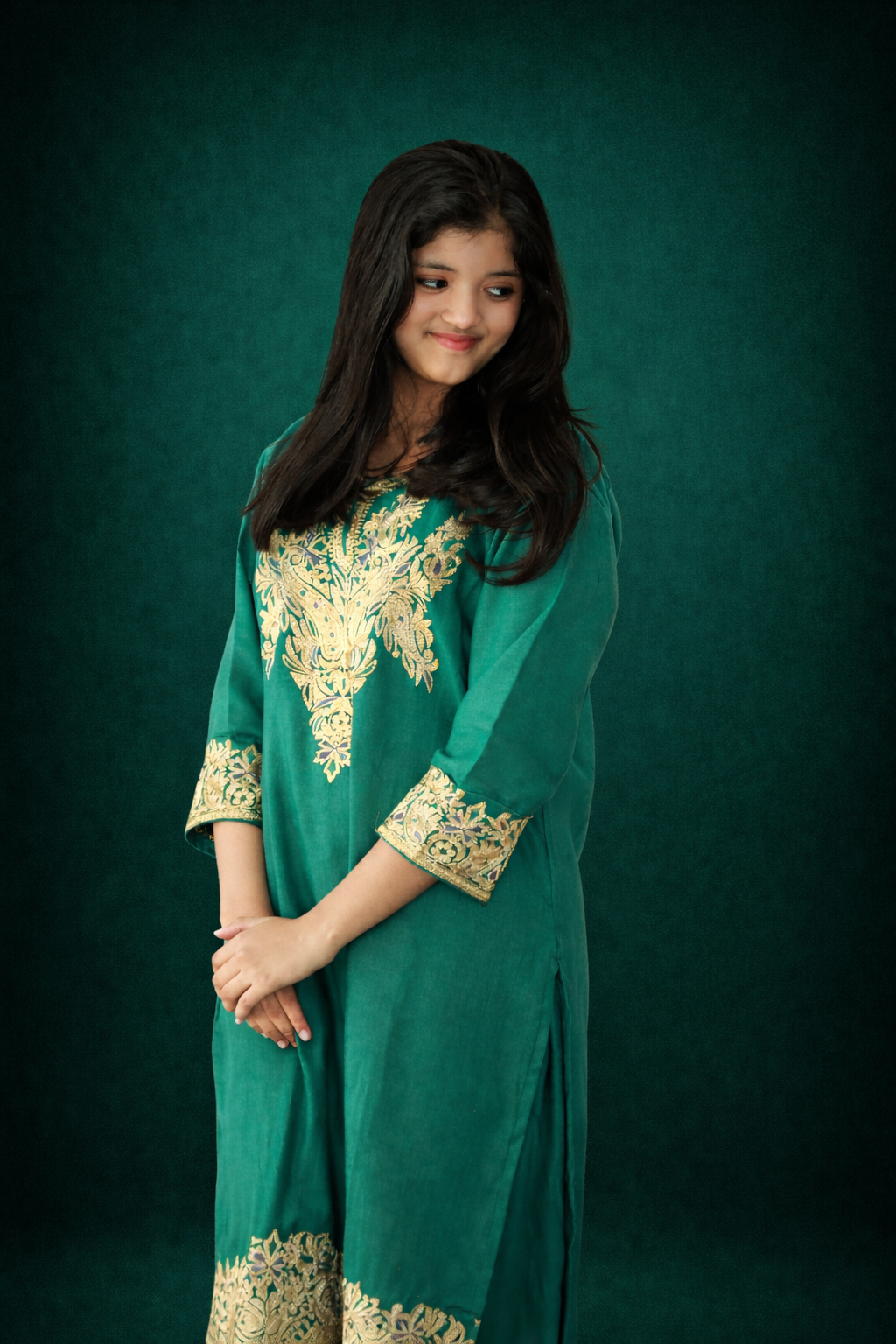 Emerald Green Tilla Embroidered Cashmilon Cord Set